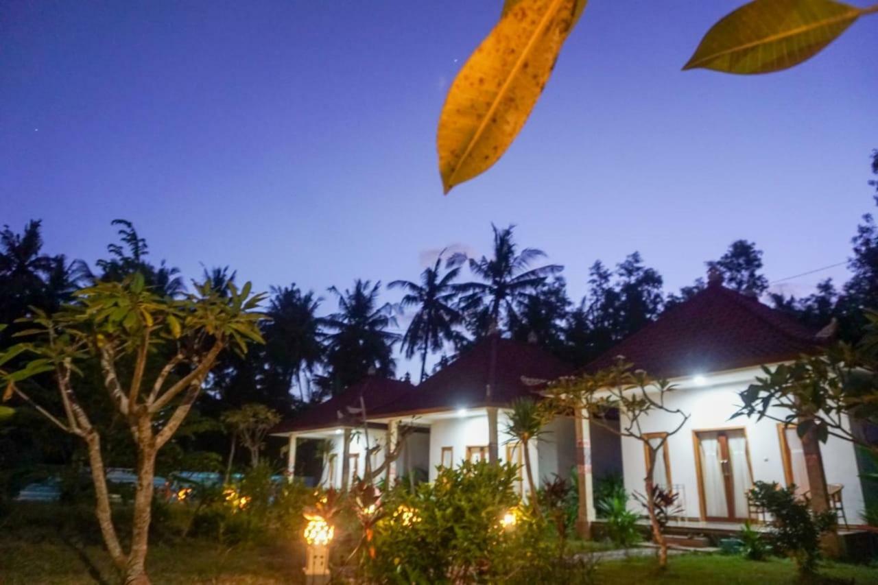 Wabitaka Bungalow Toyapakeh Luaran gambar
