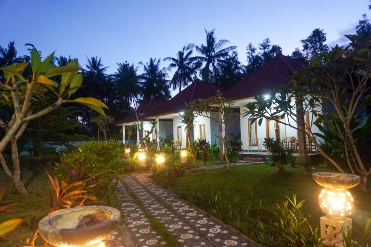 Wabitaka Bungalow Toyapakeh Luaran gambar