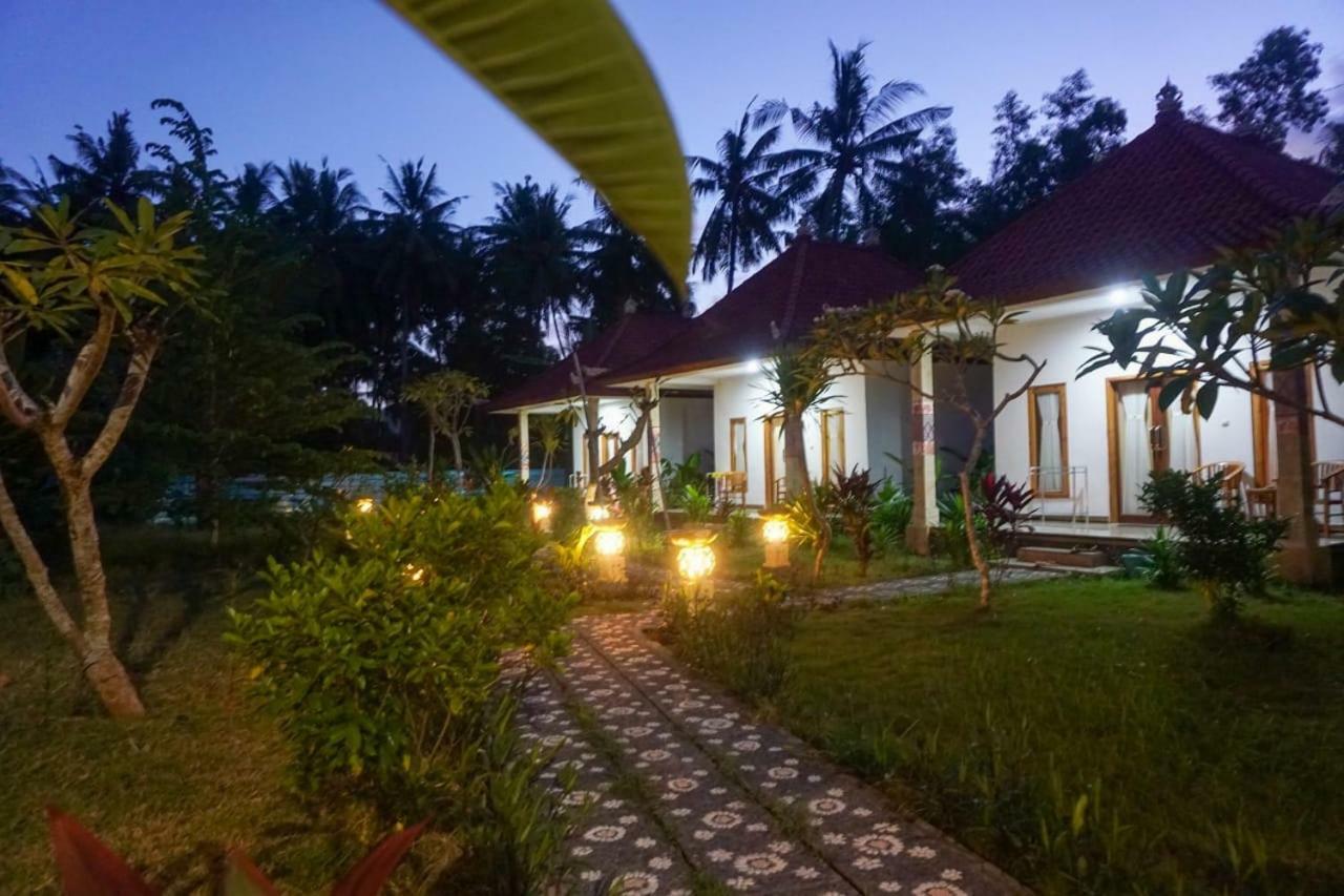 Wabitaka Bungalow Toyapakeh Luaran gambar